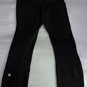 Lululemon black leggings 25”